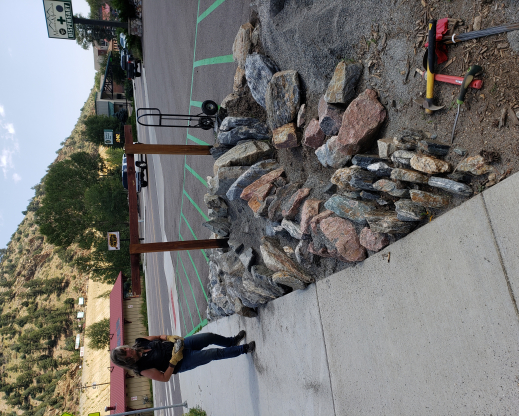 Volunteers building the garden Volunteers building the garden