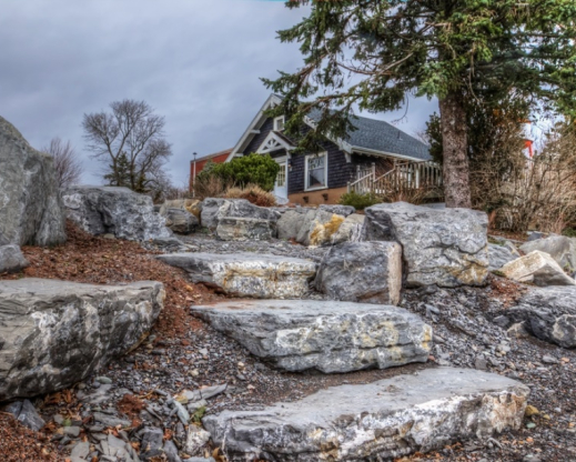 Side entrance to the scree garden
