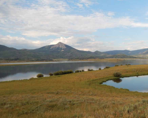 Steamboat Lake