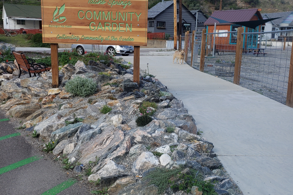 The completed crevice garden, topped with the garden sign