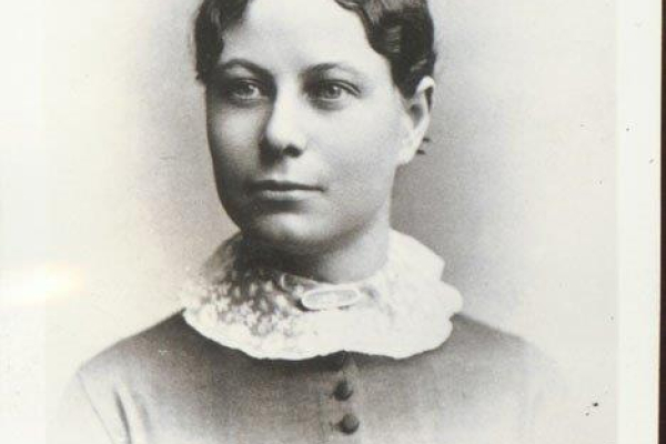 Teacher Alice Eastwood five years before the trip to Gray’s Peak with Wallace Photo credit: Alice Eastwood Papers, California Academy of Sciences Archives