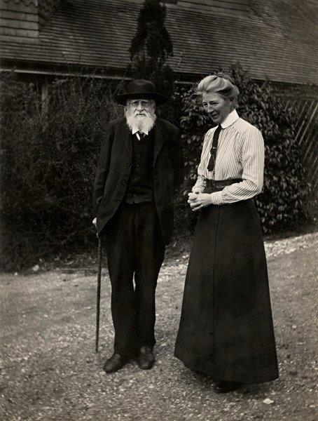 Wallace and his daughter Violet. Photo Credit: Wallace Memorial Fund
